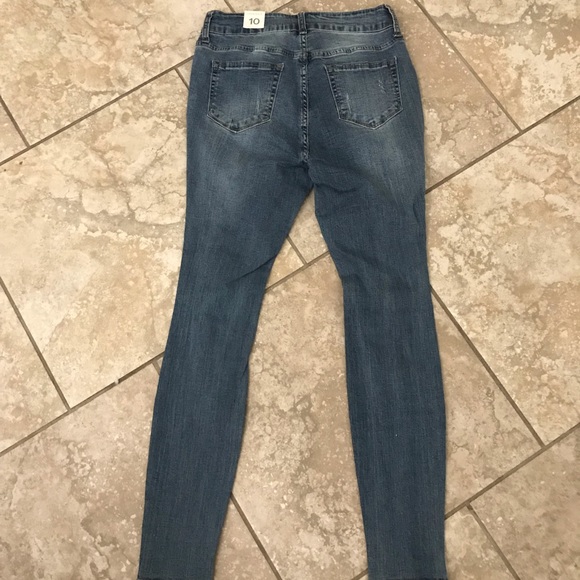 Love Sick Distressed Skinny Jeans NWT - Picture 3 of 4